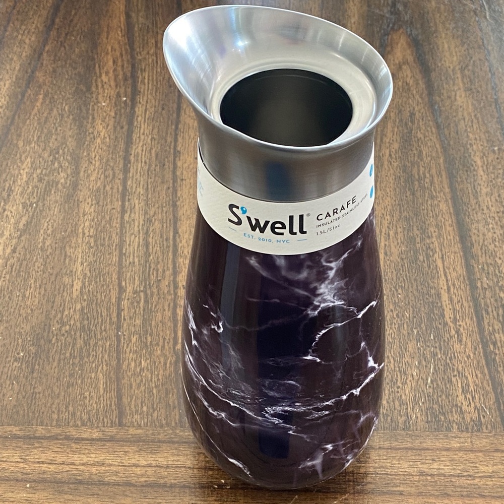 S’WELL Black Marble Insulated Carafe 1.5L/51oz